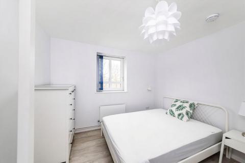 3 bedroom flat for sale, Mornington Avenue, London W14