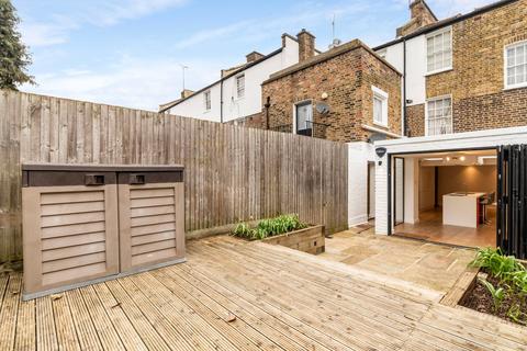 undefined, Shepperton Road, London