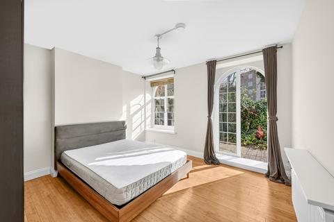 3 bedroom maisonette for sale, Radford House, Georges Road, Islington, London