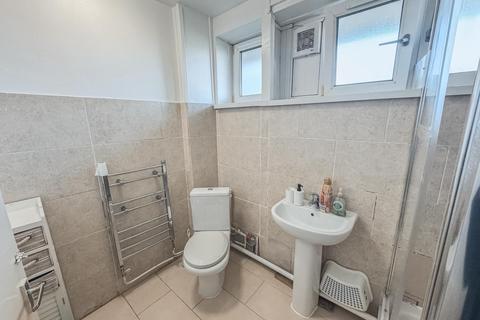 1 bedroom flat to rent, Mona Rd, SE15