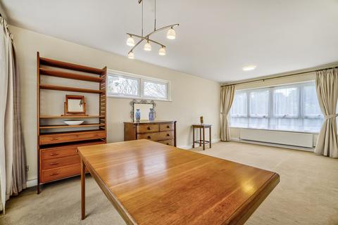 undefined, HIllcroft Crescent, London, W5