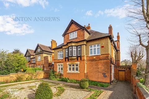 3 bedroom house for sale, Castlebar Road, Ealing, W5