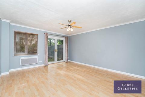 2 bedroom terraced house to rent, Gell Close, Ickenham, Uxbridge, UB10