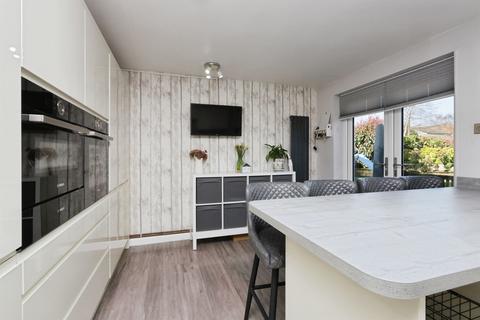 3 bedroom end of terrace house for sale, Dacre Park, Hailsham