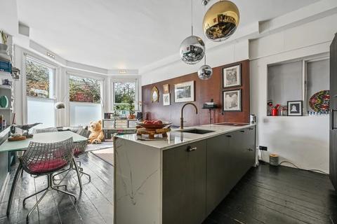 3 bedroom flat for sale, 165 Fordwych Road, London NW2