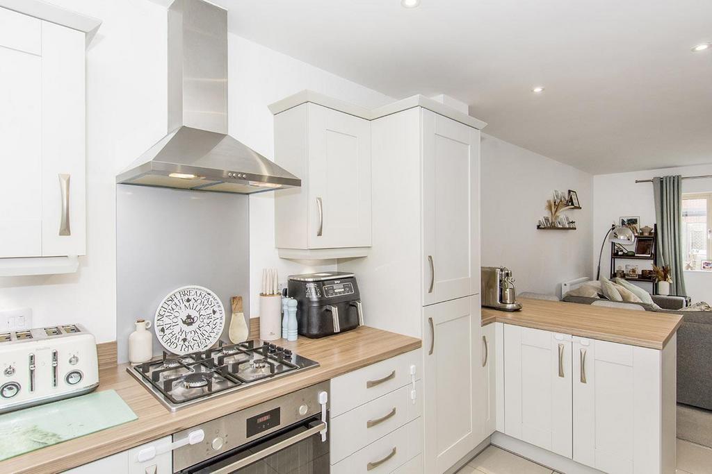 Kitchen (Photo Two)