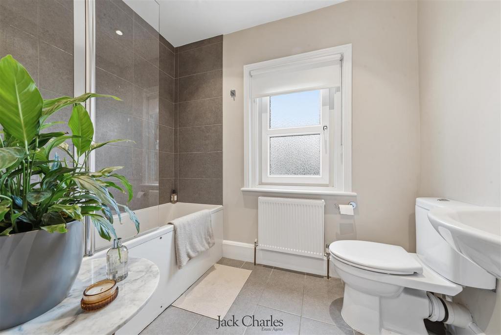 29 Uridge Road-10.jpg