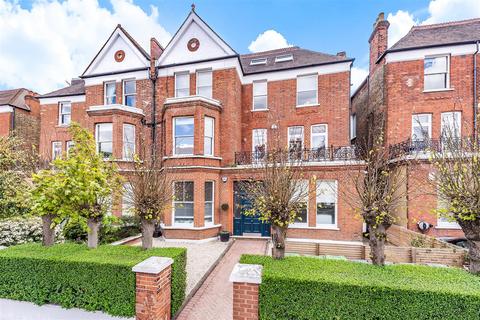 3 bedroom apartment to rent, Canfield Gardens, South Hampstead, NW6