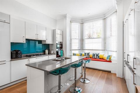 3 bedroom apartment to rent, Canfield Gardens, South Hampstead, NW6