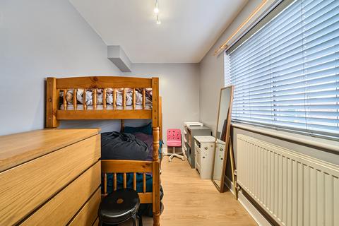 2 bedroom apartment for sale, Welbeck Avenue, Hayes