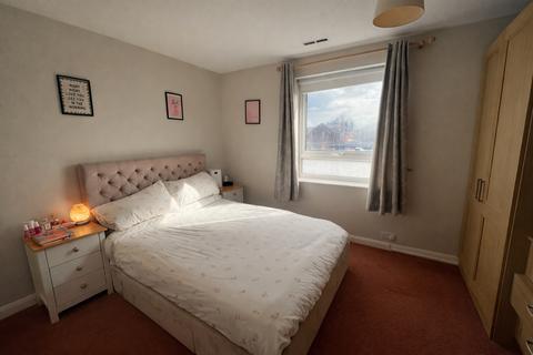 2 bedroom end of terrace house for sale, Fell Drive, Lee-On-The-Solent