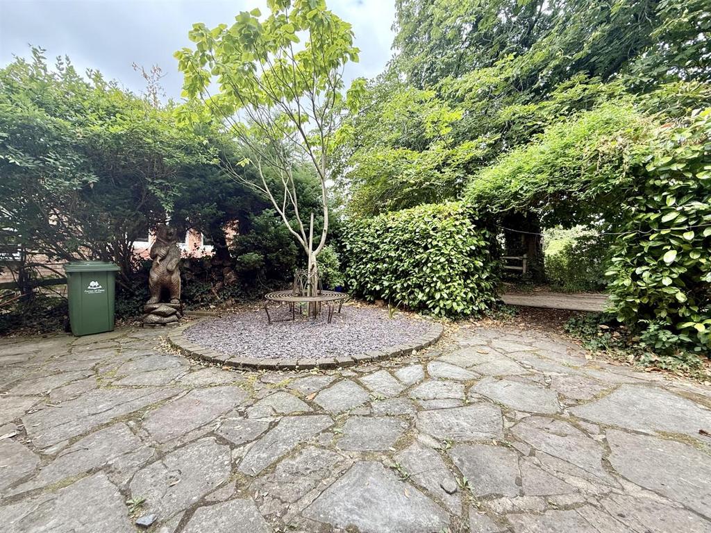 Front Court Yard.jpg