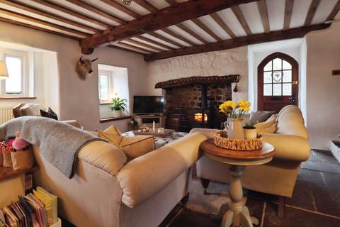 2 bedroom detached house for sale, West Street, Llantwit Major
