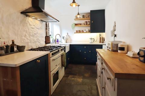 2 bedroom detached house for sale, West Street, Llantwit Major
