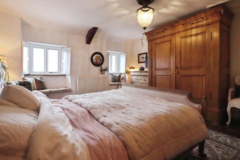 2 bedroom detached house for sale, West Street, Llantwit Major
