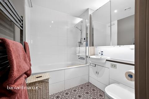 2 bedroom flat for sale, Killick Way, London