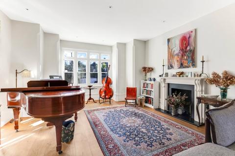 6 bedroom end of terrace house for sale, Onslow Gardens, Muswell Hill, N10