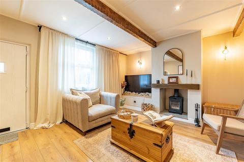 2 bedroom terraced house for sale, Leyland Lane, Leyland