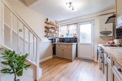 2 bedroom terraced house for sale, Leyland Lane, Leyland