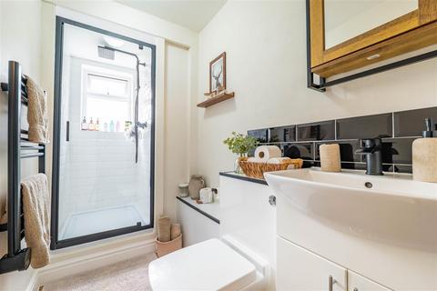 2 bedroom terraced house for sale, Leyland Lane, Leyland