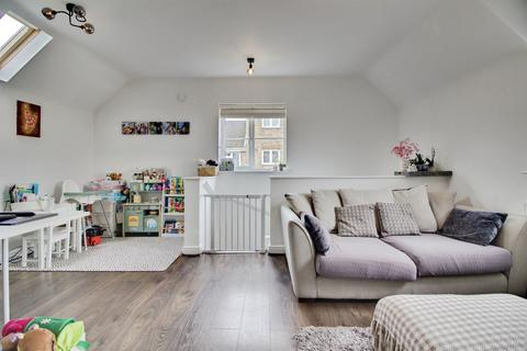 2 bedroom house for sale, Lavender Close, Hatfield