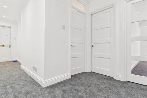 2 bedroom apartment for sale, Holywell Mews, Holywell Avenue, Whitley Bay