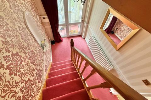 4 bedroom detached house for sale, Lilac Way, Halesowen