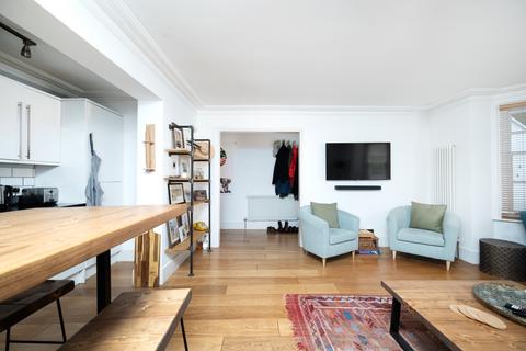 undefined, Strafford Road Twickenham TW1