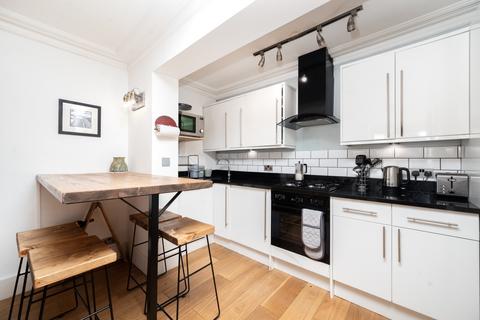 2 bedroom flat to rent, Strafford Road Twickenham TW1