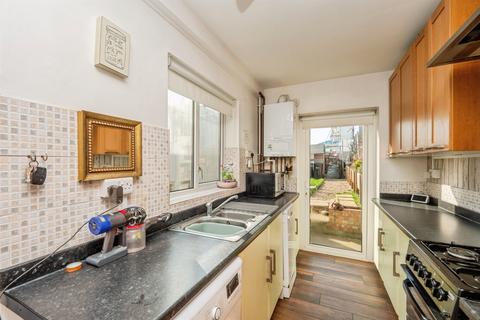 3 bedroom terraced house for sale, Newberry Road, Weymouth