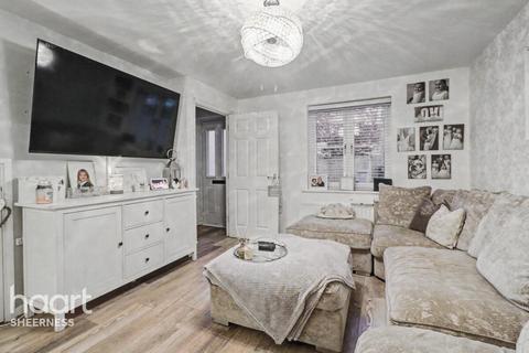 3 bedroom end of terrace house for sale, Buttercup Avenue, Sheerness