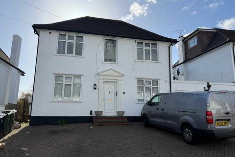 2 bedroom apartment to rent, Uxendon Crescent, Wembley, HA9