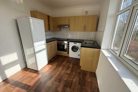 2 bedroom apartment to rent, Uxendon Crescent, Wembley, HA9
