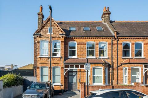 3 bedroom flat for sale, Wavertree Road, Streatham Hill, London, SW2