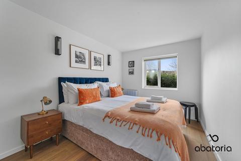 1 bedroom apartment for sale, Baltic Court, Archangel Street, London, SE16