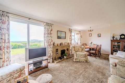 4 bedroom detached house for sale, Seagrave Close, Seaford