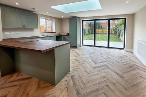undefined, Maybush Road, Southampton