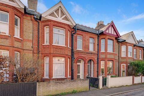 Oaklands Road, London W7