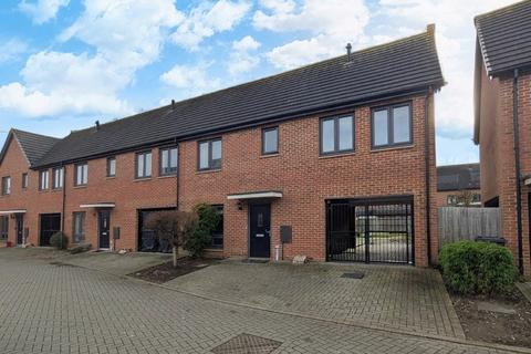 undefined, Jelley Way, Woking GU22