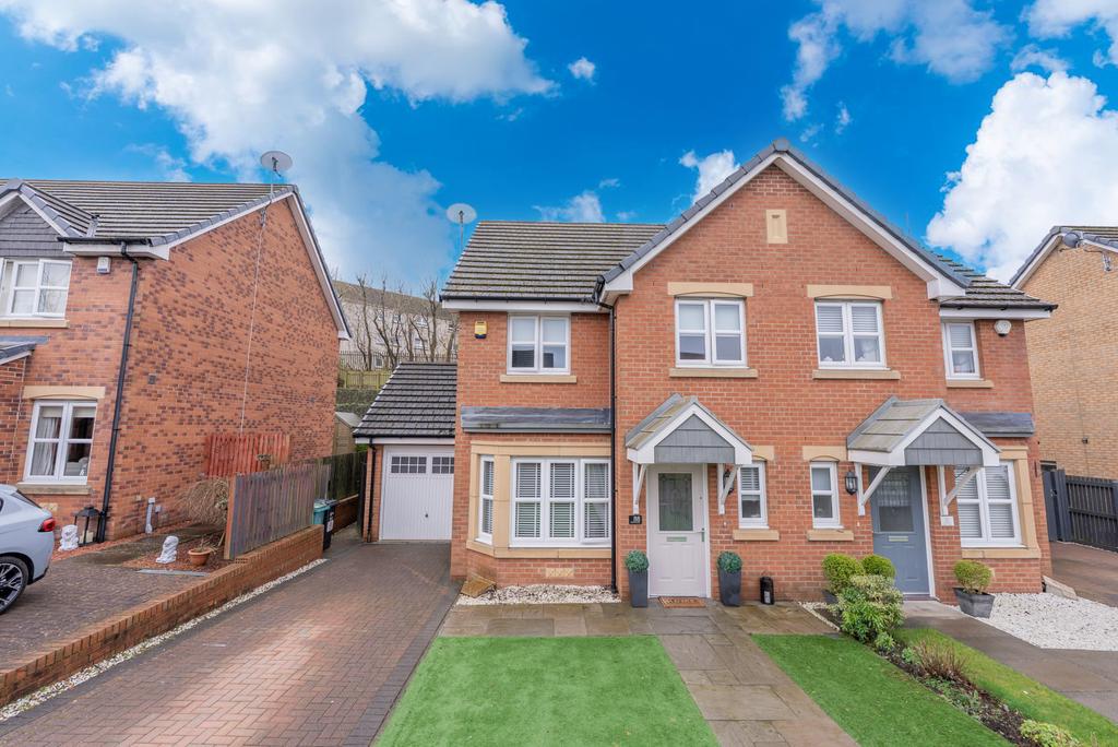 3 Bedroom Semi Detached for Sale