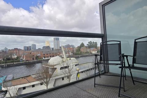 undefined, 4 Clippers Quay, Salford, Lancashire, M50