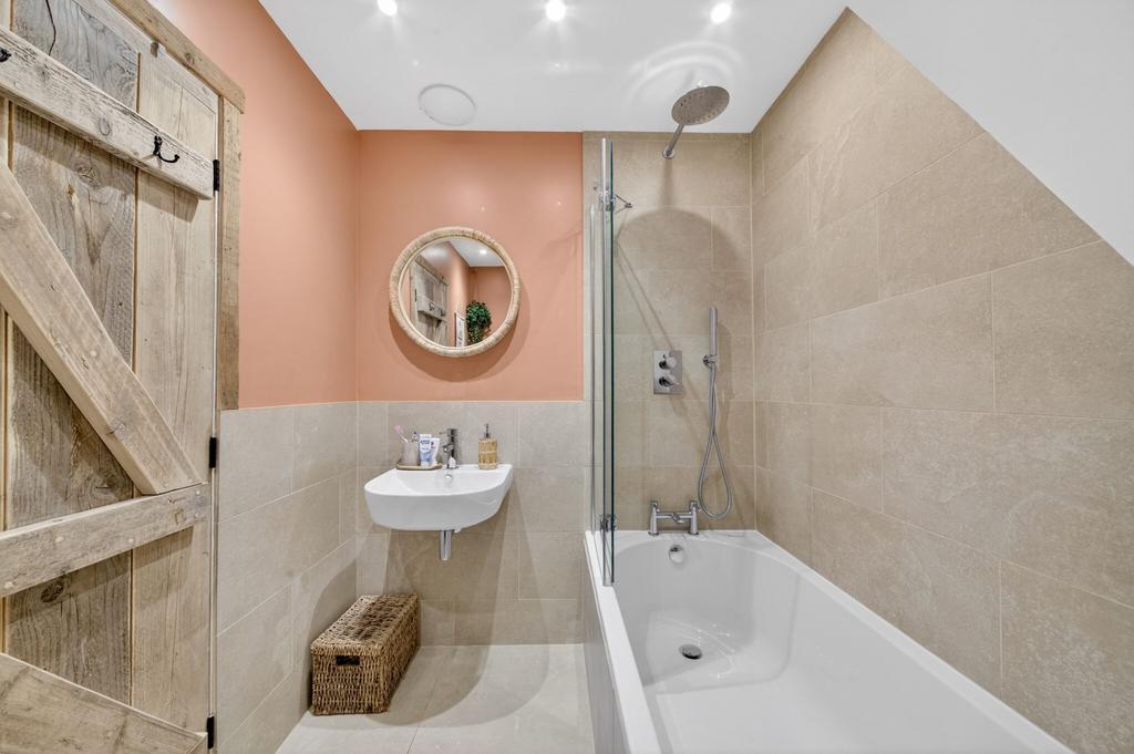 Ground floor bathroom