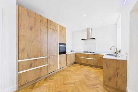 undefined, Balhousie Street, Perth PH1