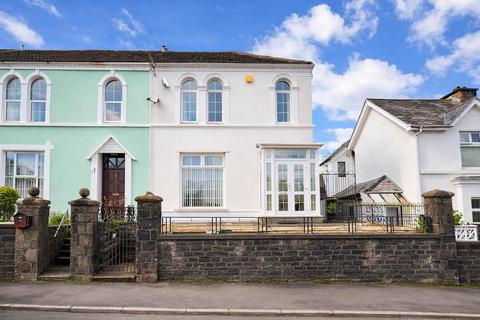 4 bedroom end of terrace house for sale, Gadlys Terrace, Aberdare CF44