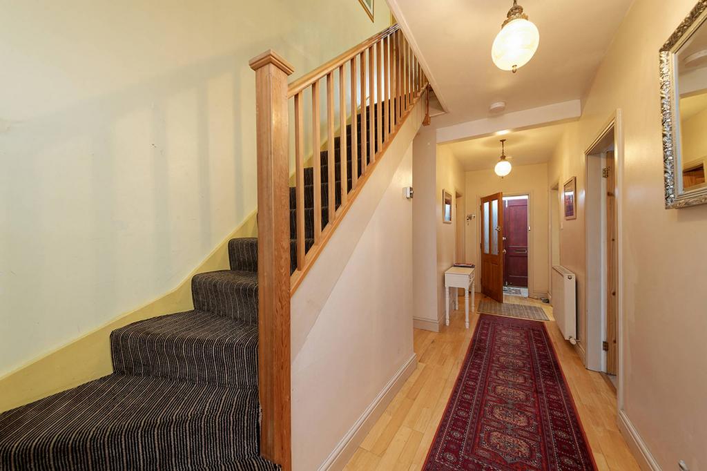 MFL0255002 622.jpg
