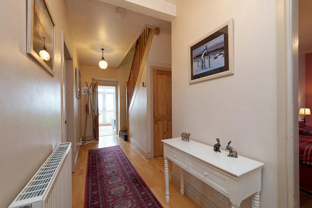 MFL0255002 717.jpg