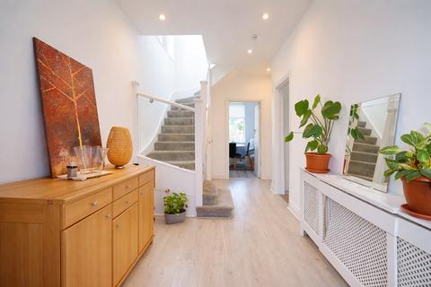 undefined, Eastville Avenue, London NW11