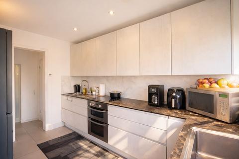 undefined, Eastville Avenue, London NW11