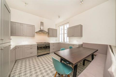 5 bedroom flat to rent, Drayton Gardens, London SW10