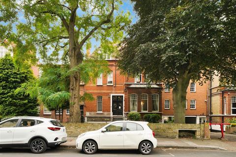 Studio for sale, Cambalt Road, Putney